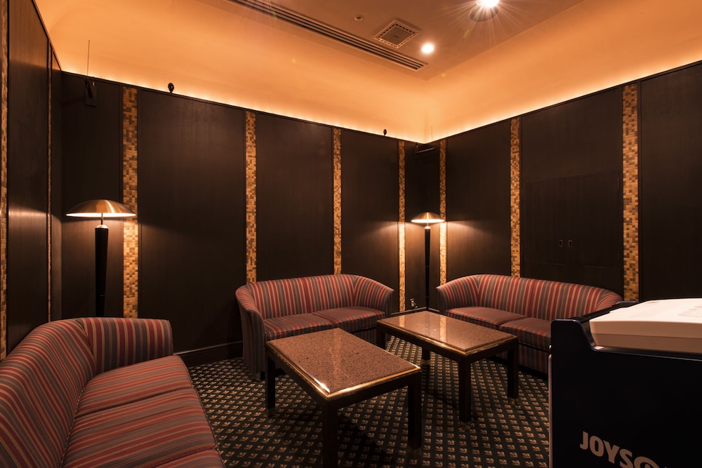 Naspa New Otani Hotel 53/75