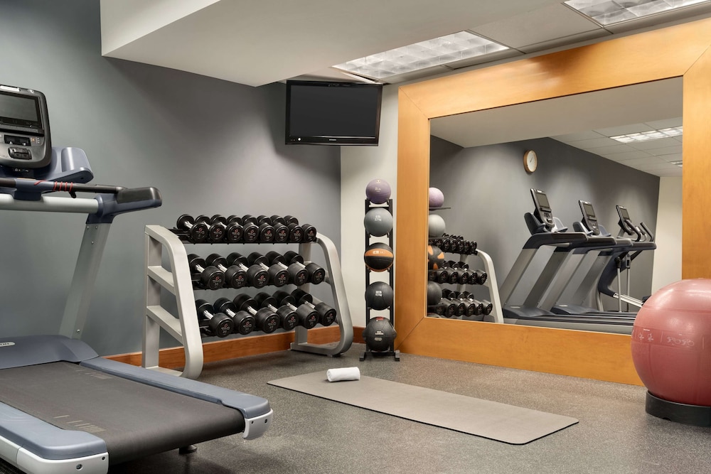 Hilton Garden Inn Tysons Corner 23/48