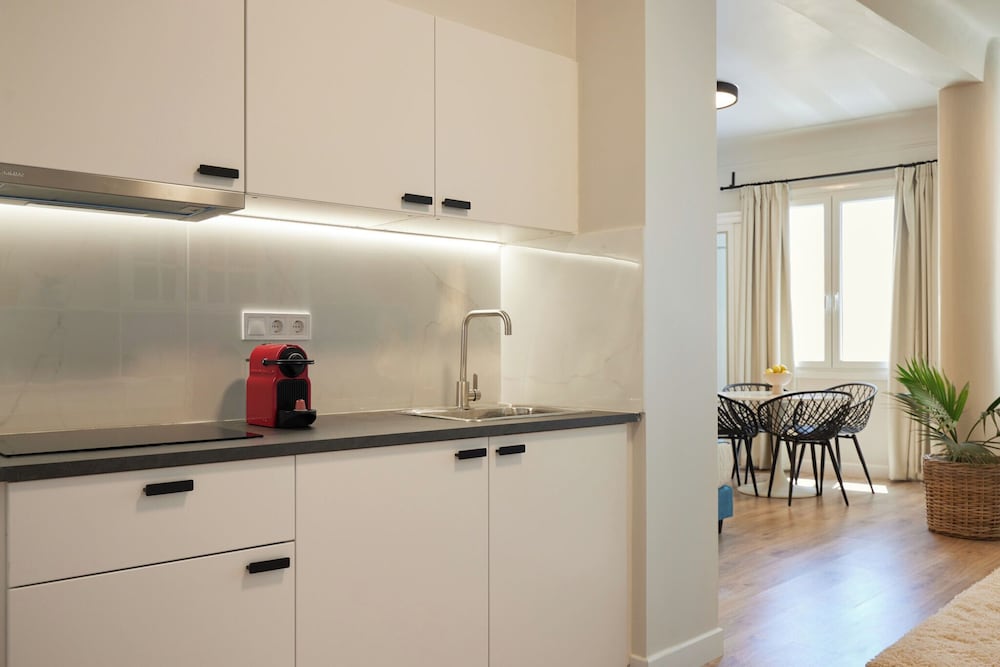 Athenian Sensations Apartments & Suites 45/60