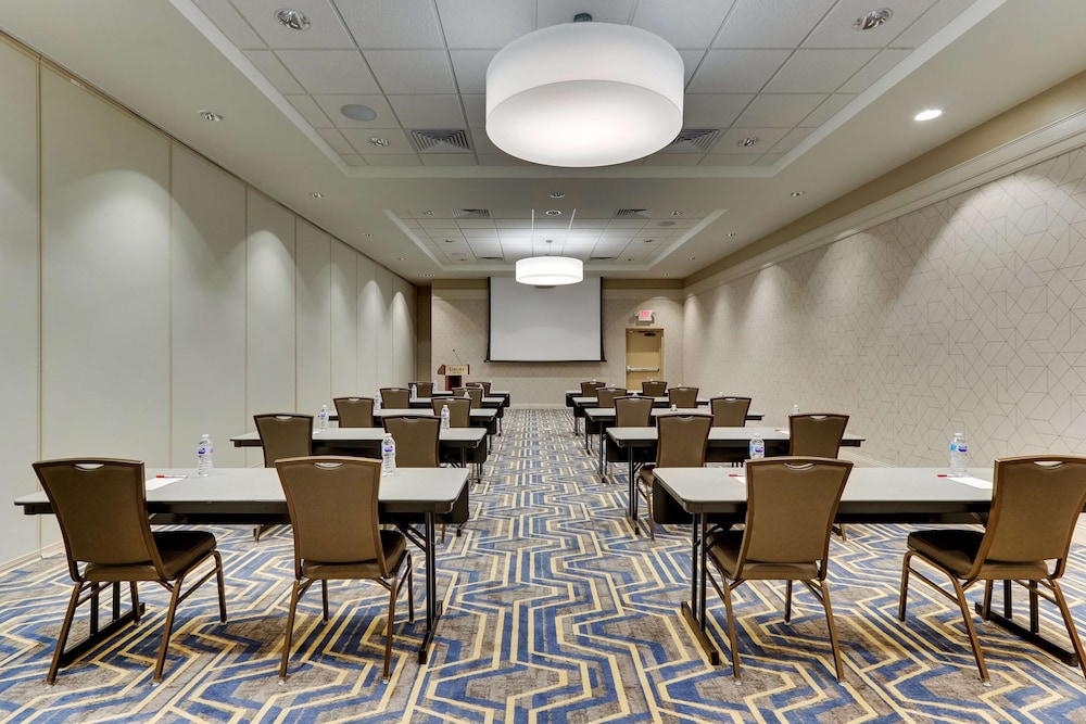Drury Inn & Suites Lafayette IN 46/56