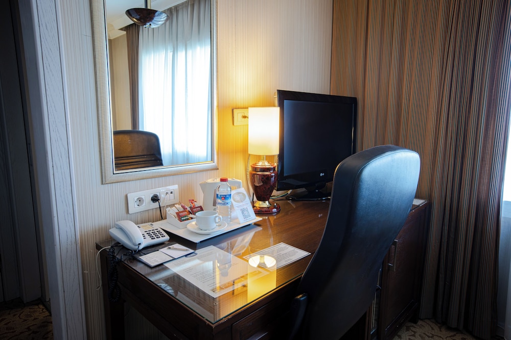 Buyukhanli Park Hotel And Residence 40/50