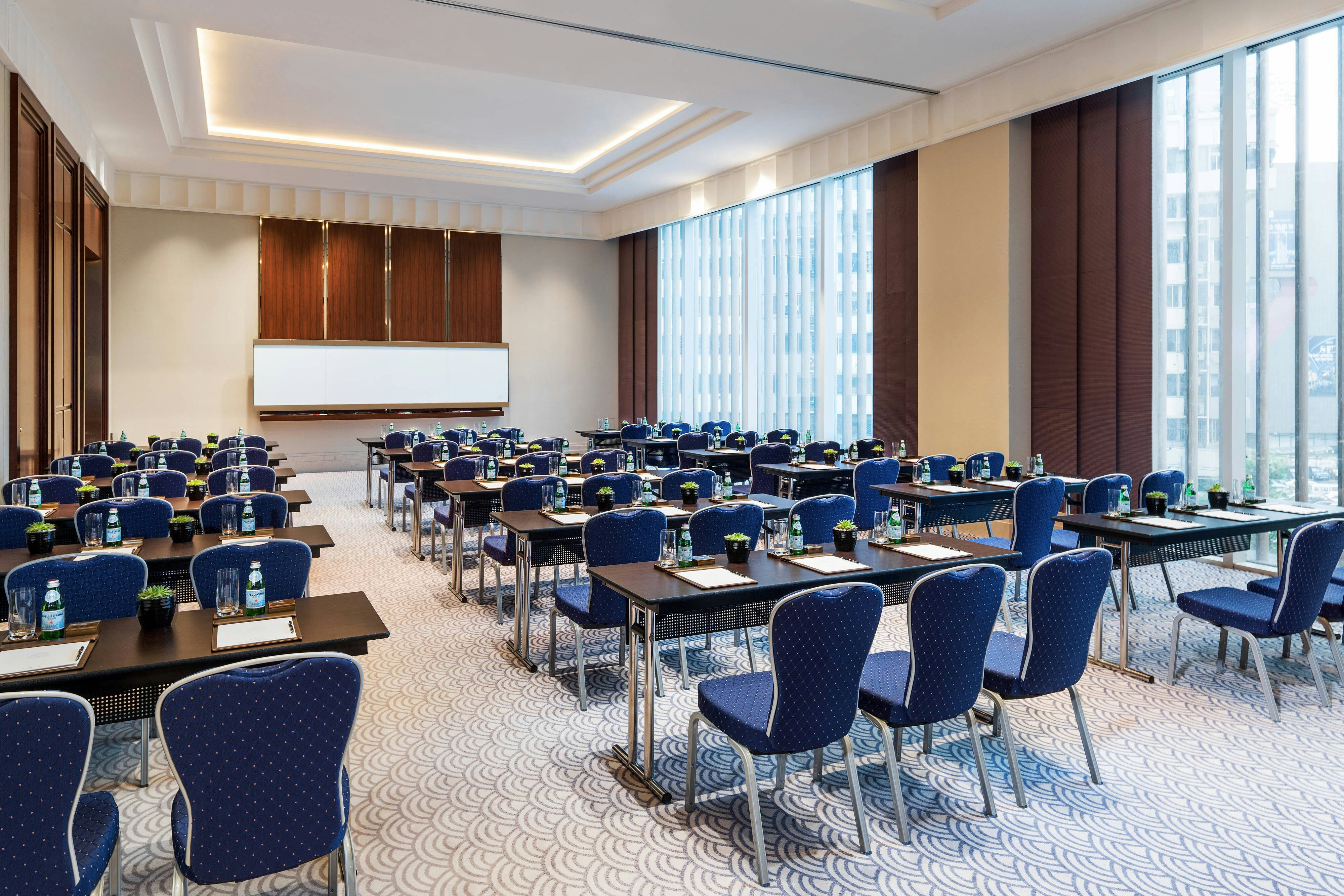 THE ST. REGIS CHENGDU 57/63