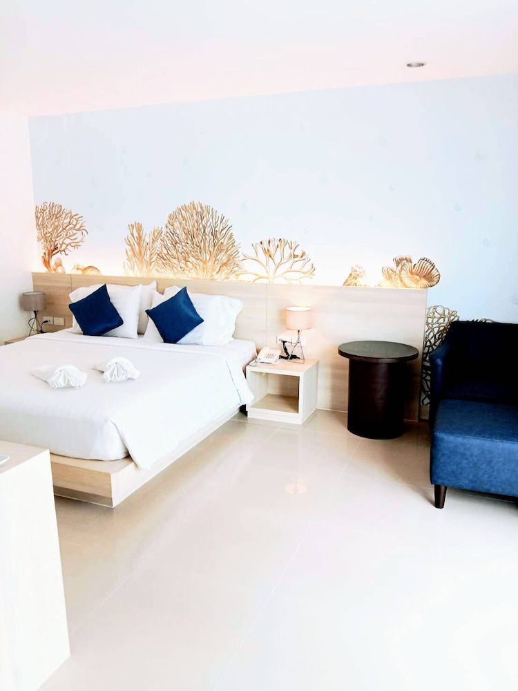 Flipper House Hotel Pattaya 25/48
