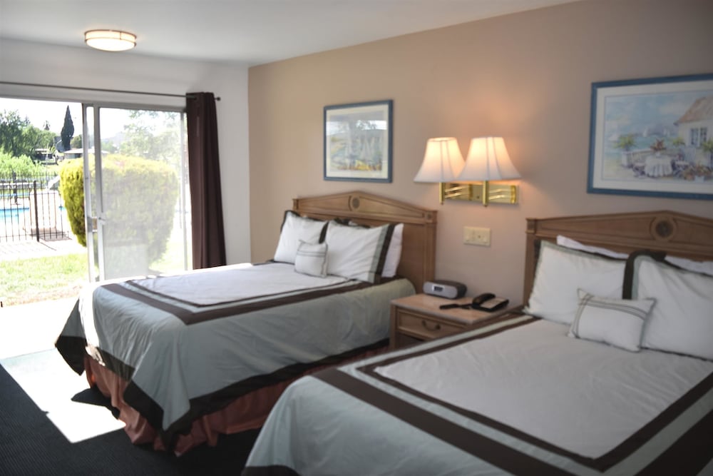 Travelodge by Wyndham Red Bluff South of Redding 21/65