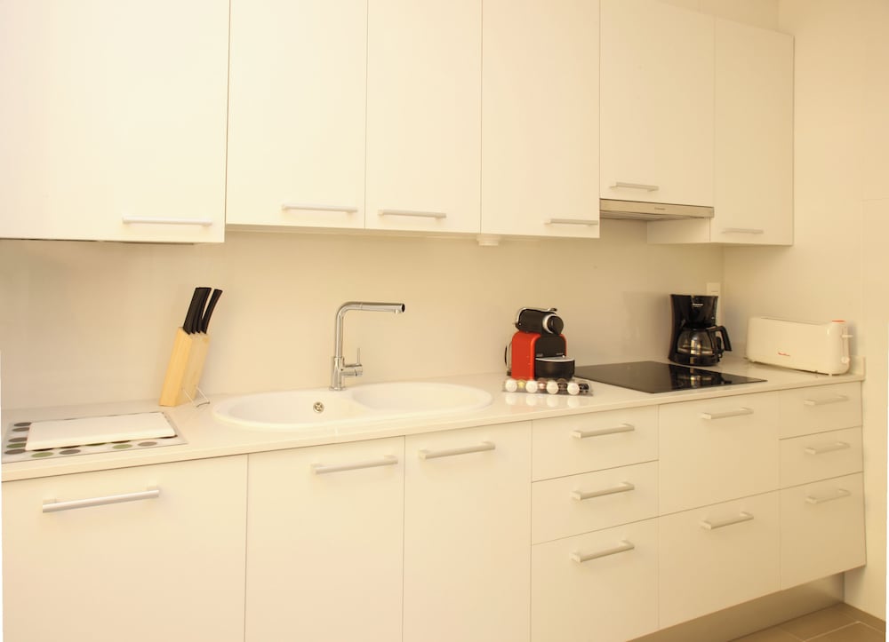 MH Apartments Suites 26/27