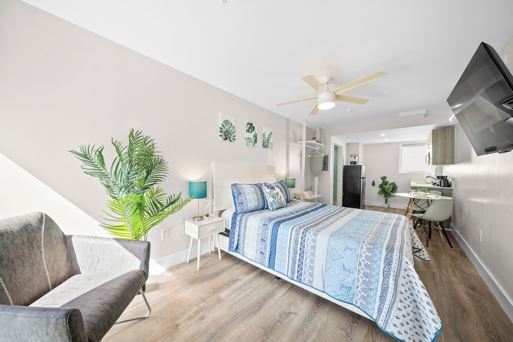 Samantha Apartments by Lowkl 7/46