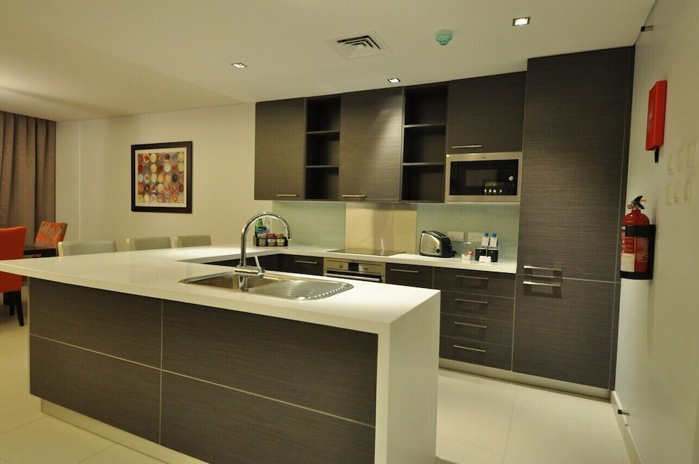 Majestic Arjaan By Rotana 43/57