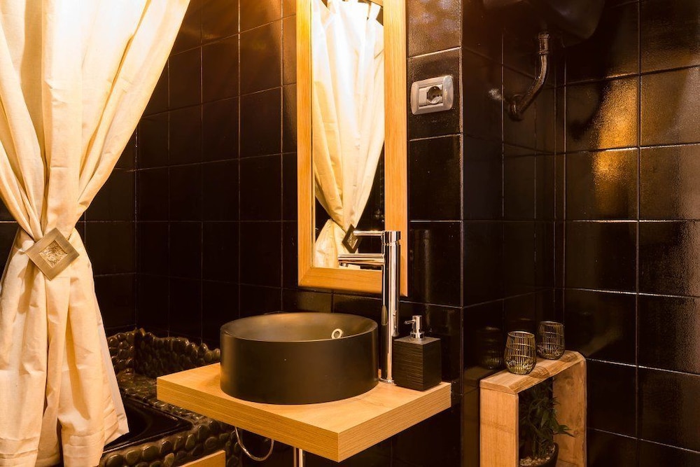 Pantheon Luxury Gold Apartment 35/43
