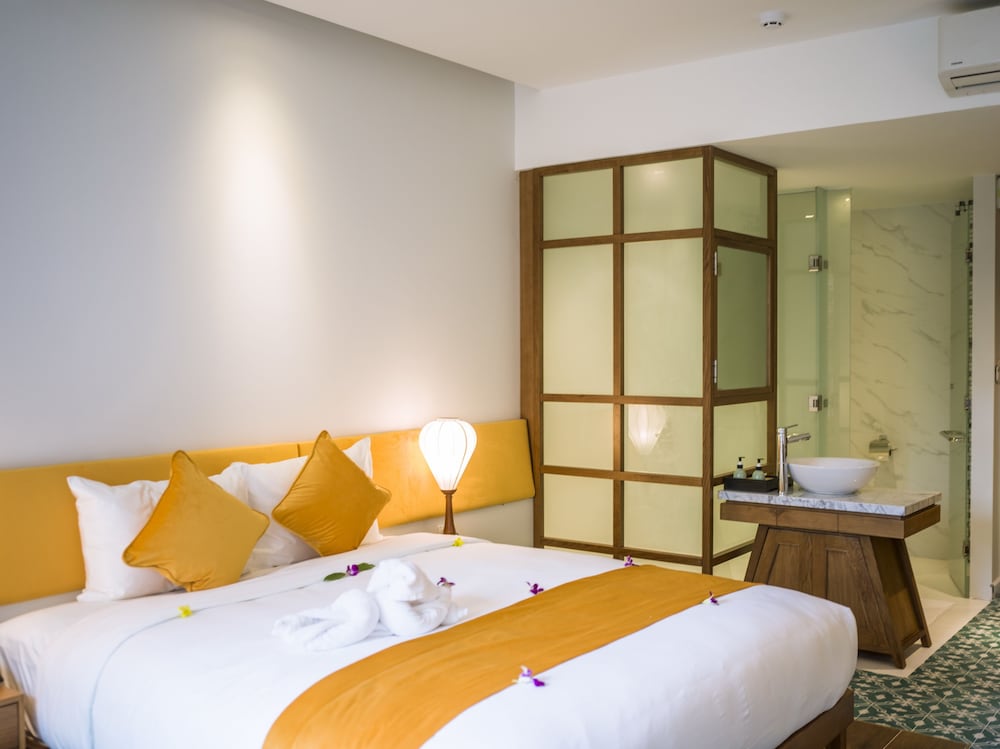 Vinh Hung Old Town Hotel 9/57