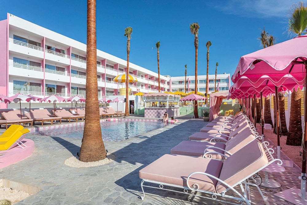 Los Felices Ibiza Adults Only 27/50