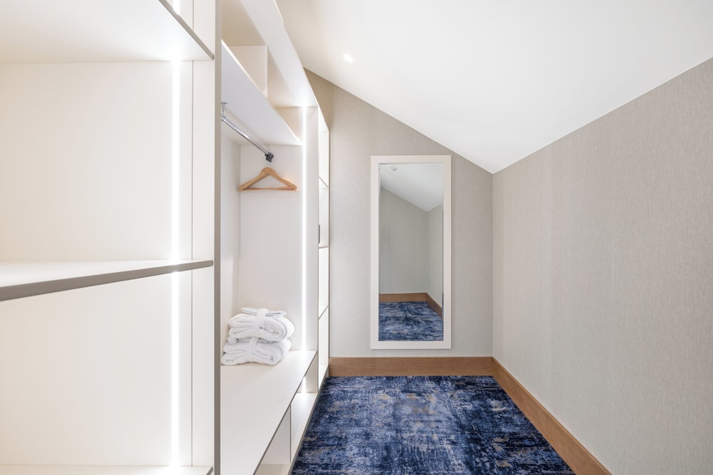 Ambassadori Goderdzi Hotel 50/50