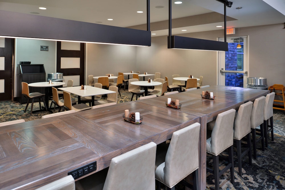 Residence Inn Coralville 29/44