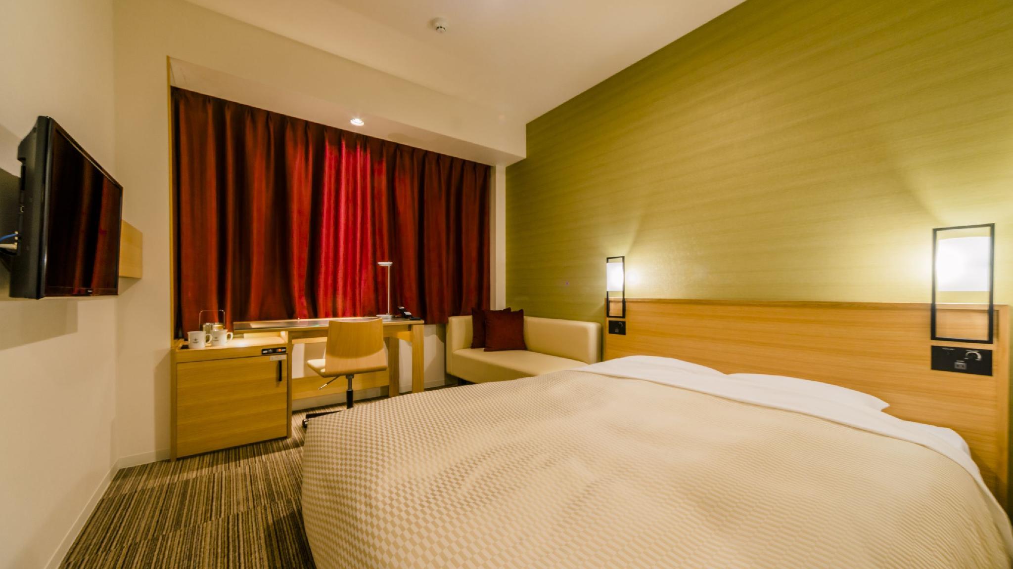 Executive, Queen Bed