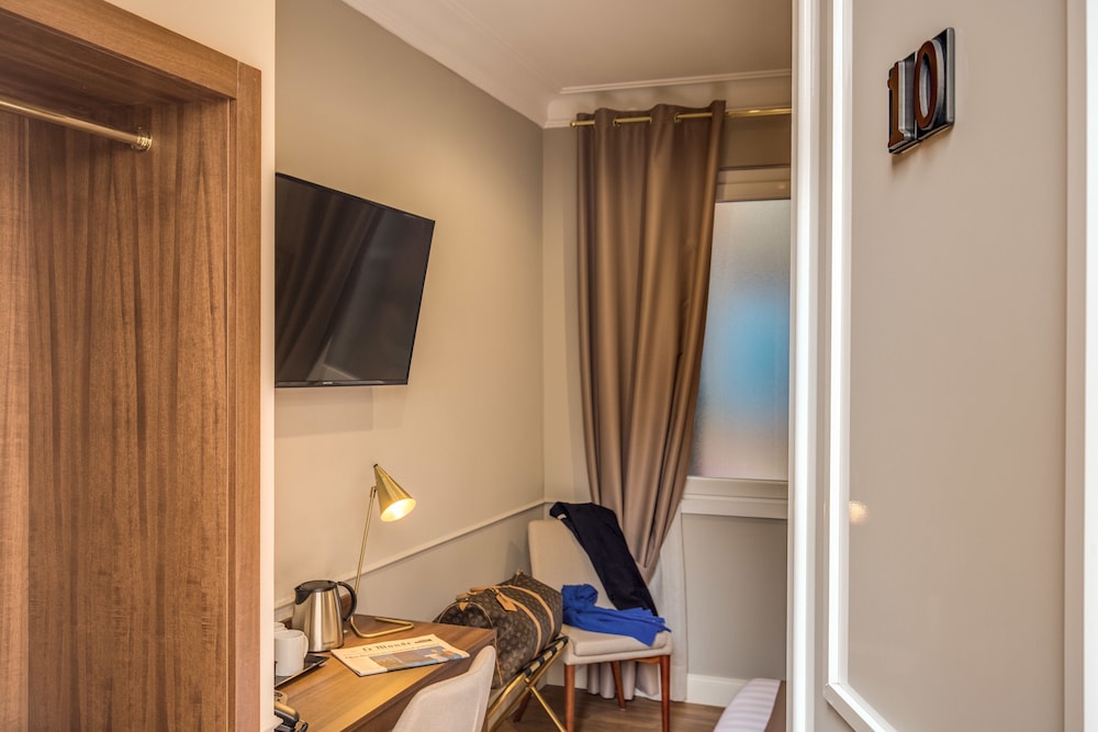 Charme Spagna Boutique Hotel 33/77