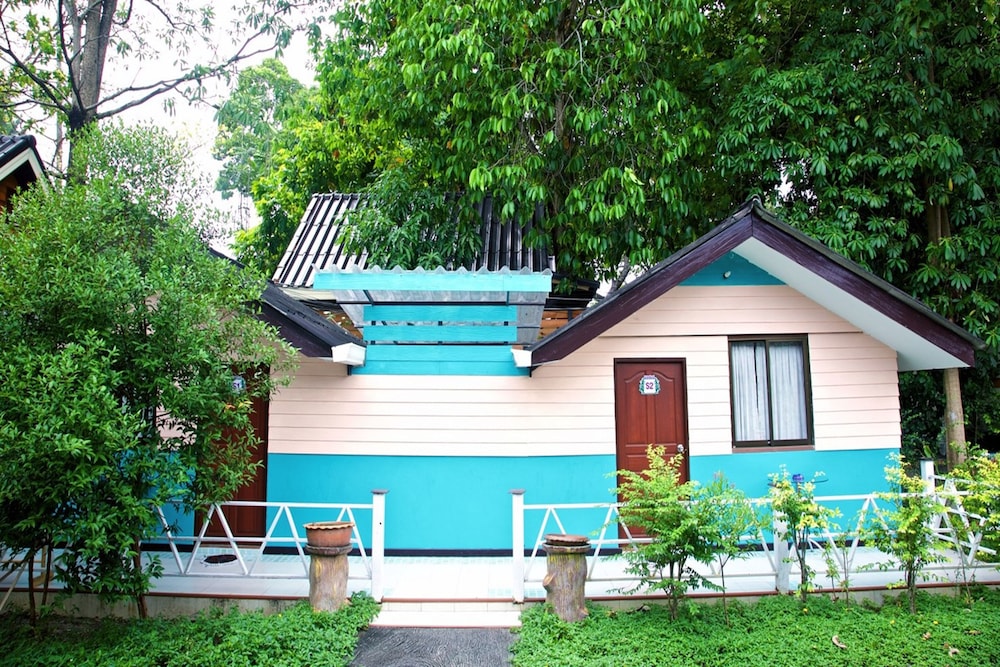 Poohbar Resort & Lotusdive 15/72