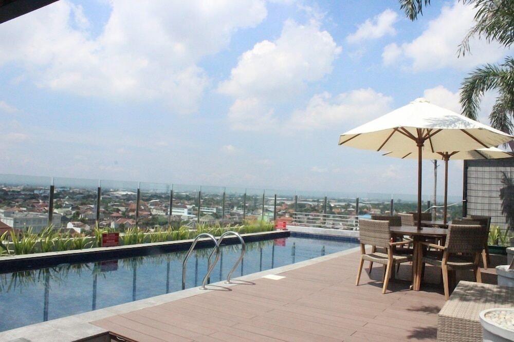 Sala View Hotel 52/59