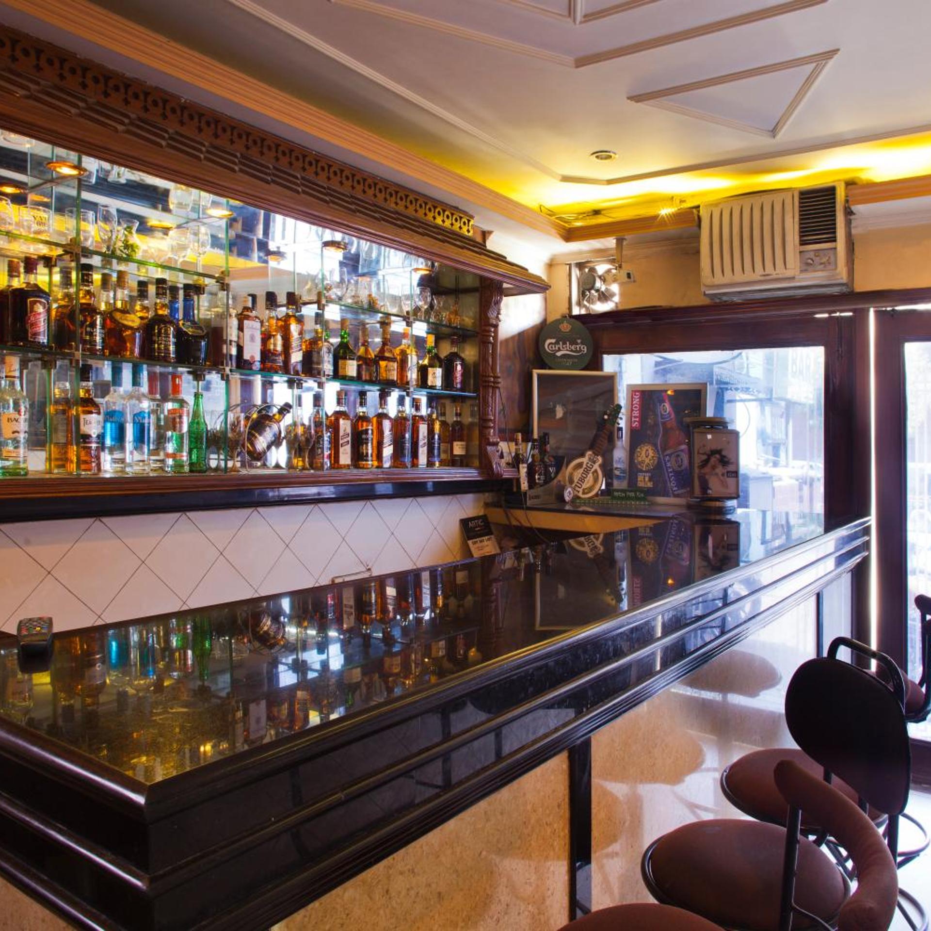 HOTEL SHALIMAR 35/43