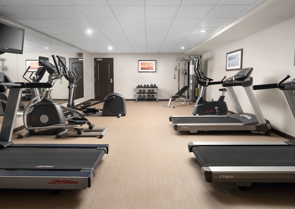Staybridge Suites Carlsbad/San Diego 34/73