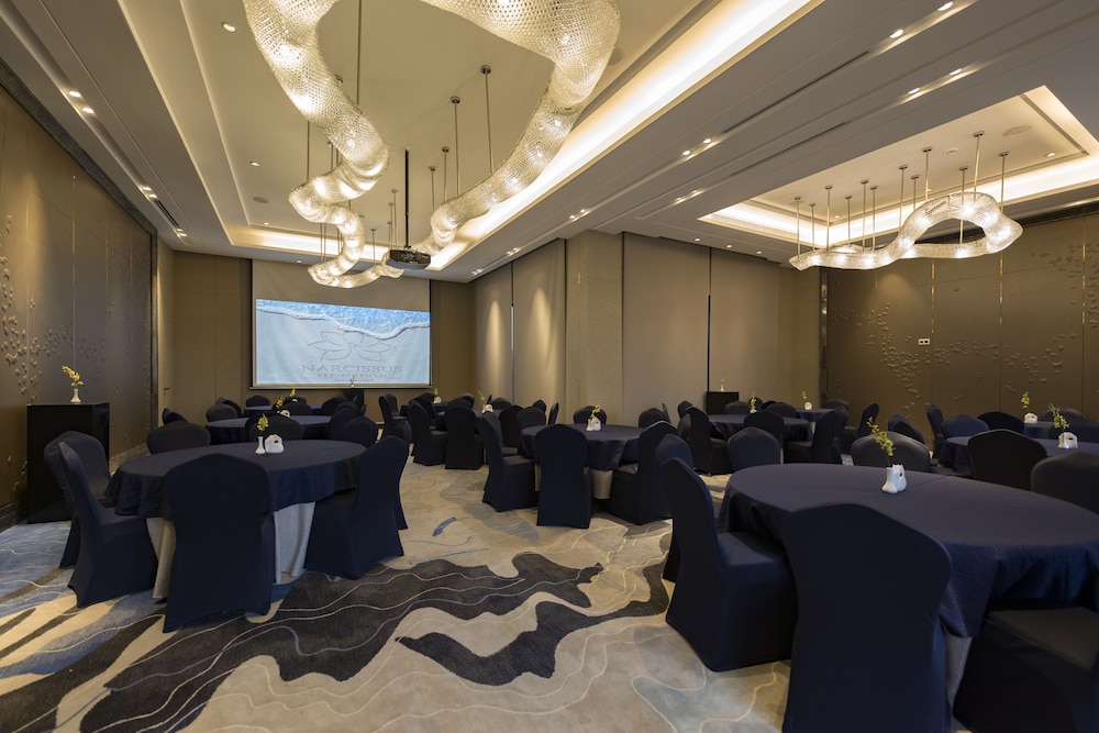 منتجع وسبا نارسس أبحر جدة(Narcissus Resort Spa Obhur Jeddah) 32/33