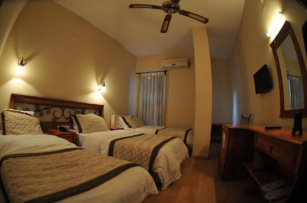 Antikhan Hotel 11/49