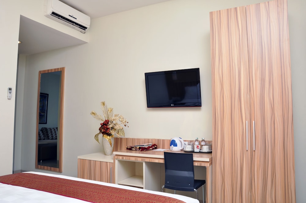 Airy Syariah Padang Barat Hang Tuah 211 21/36