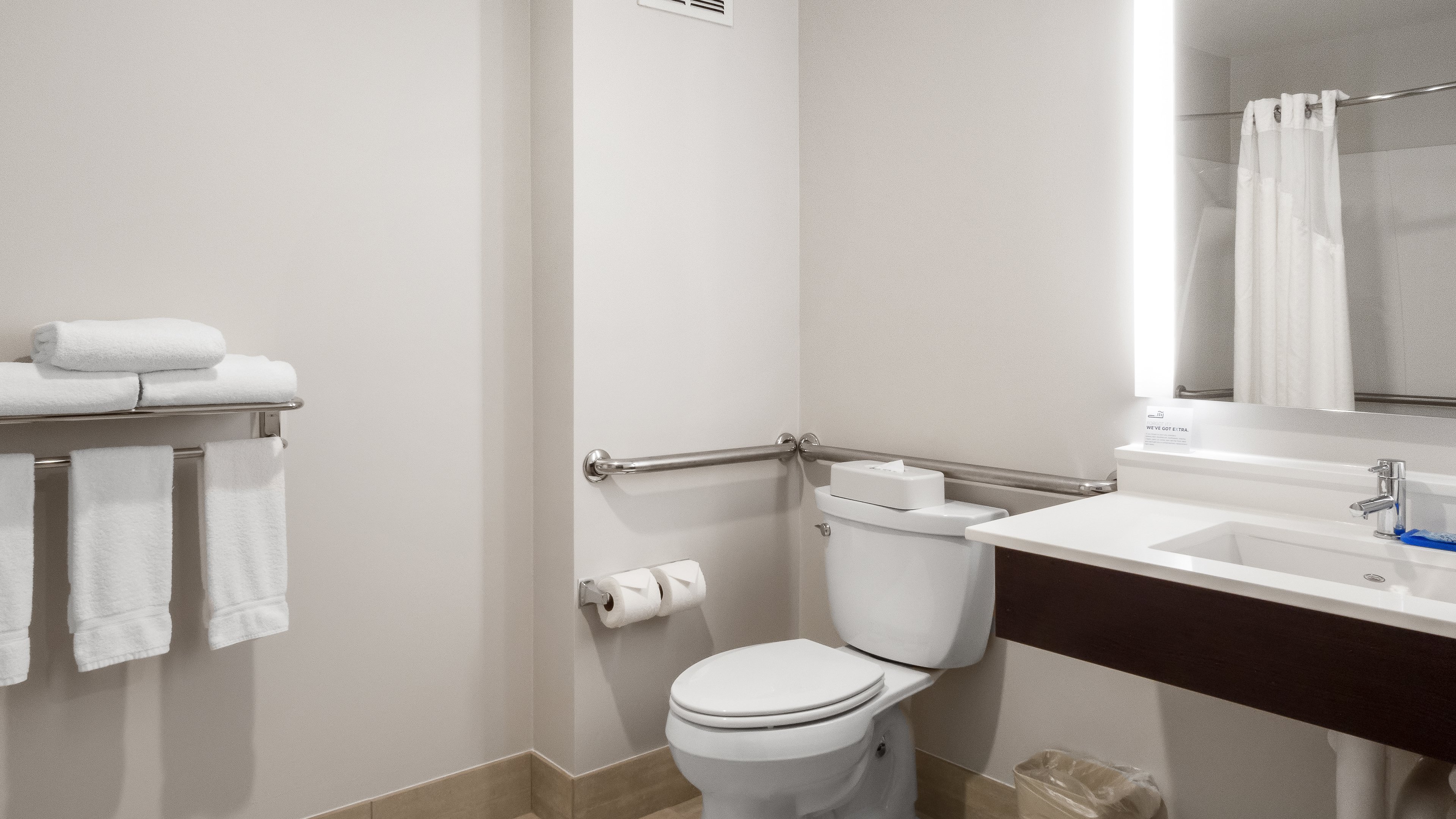 Room, 2 Beds, Accessible, Holiday Inn Express Hotel & Suites Newton Sparta 6/8