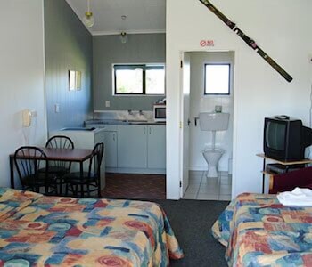 OHAKUNE COURT MOTEL 31/71