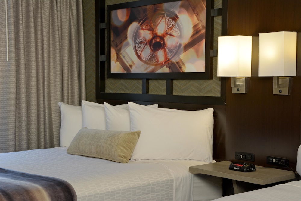 Best Western Plus Austin Central 14/40