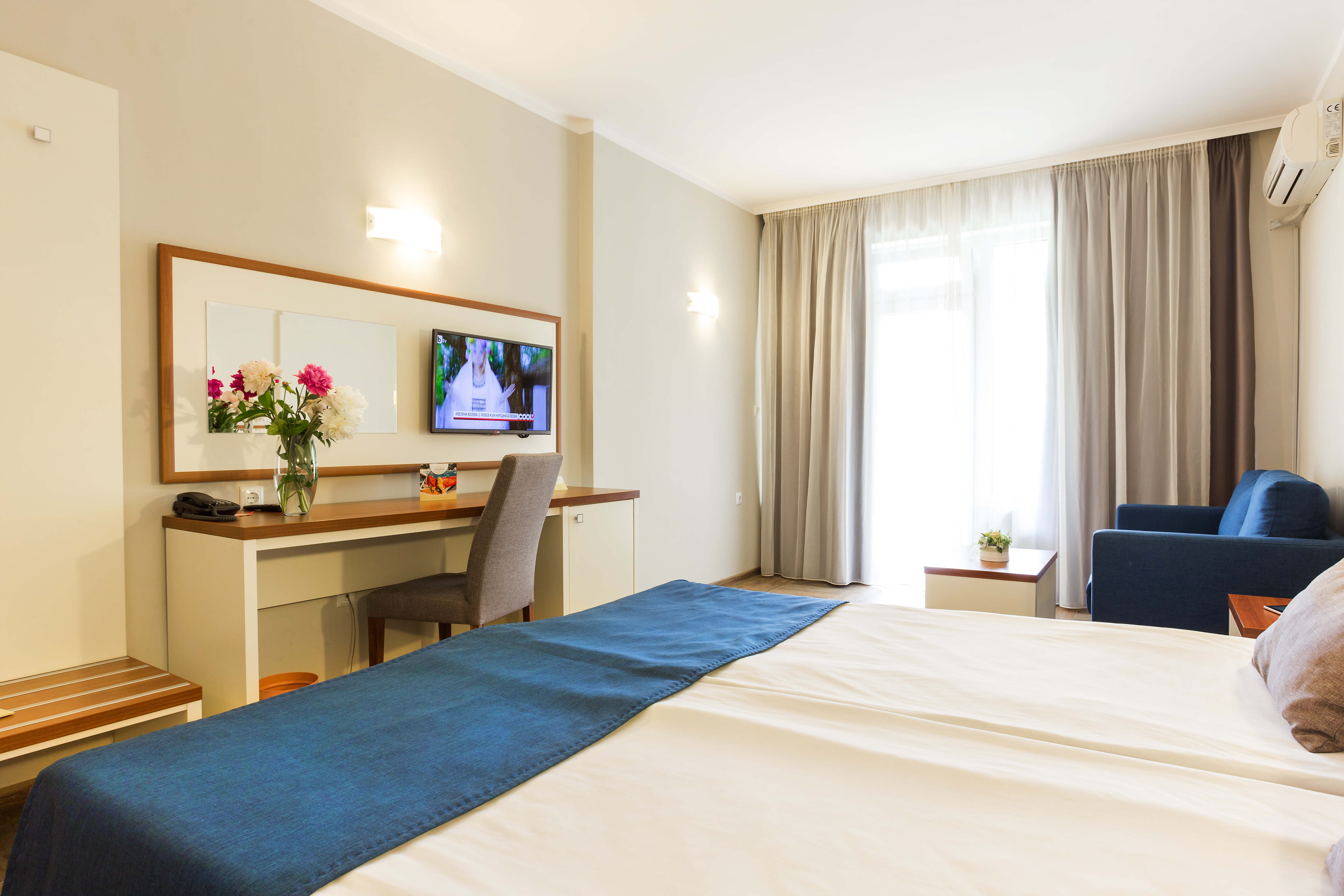 Ljuljak Hotel 5/37