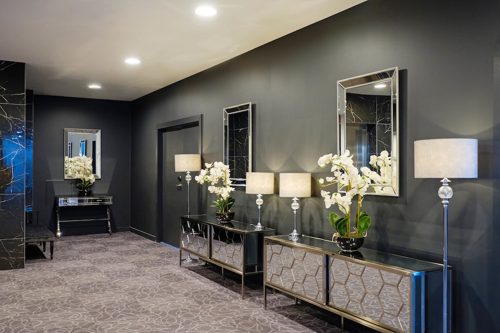 Mantra Albury Hotel 34/70