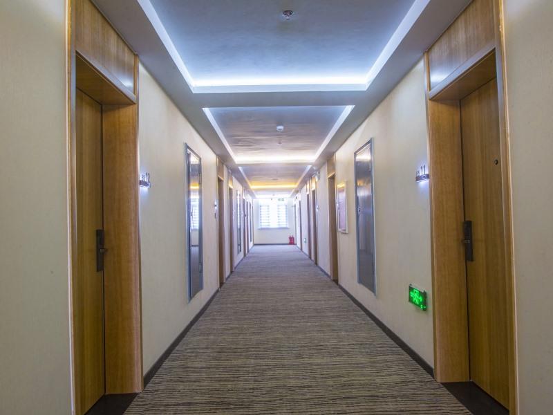 GreenTree Inn Hebei Cangzhou City Huanghua Development Zone Hotel 2/20
