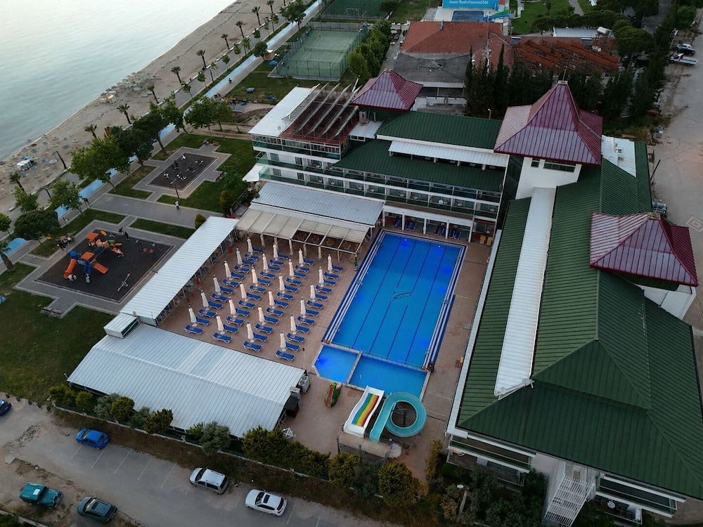 Cetin Prestige Resort 4/49