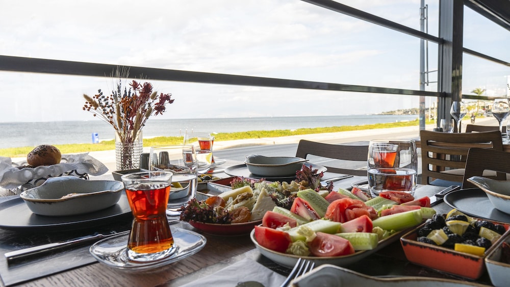 Rudis Otel 37/50