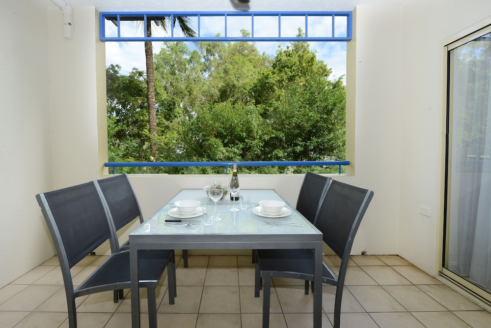 Central Plaza Port Douglas 45/63