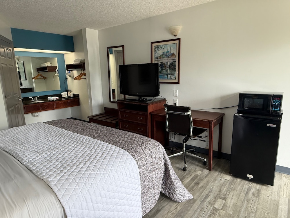 Baymont By Wyndham Roanoke Rapids 2/24