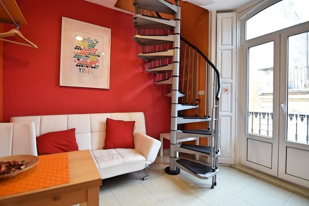 Apartamentos Marques de la Merced 23/45