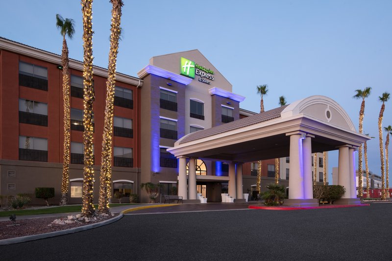 Holiday Inn Express Hotel Suites Yuma 73/79