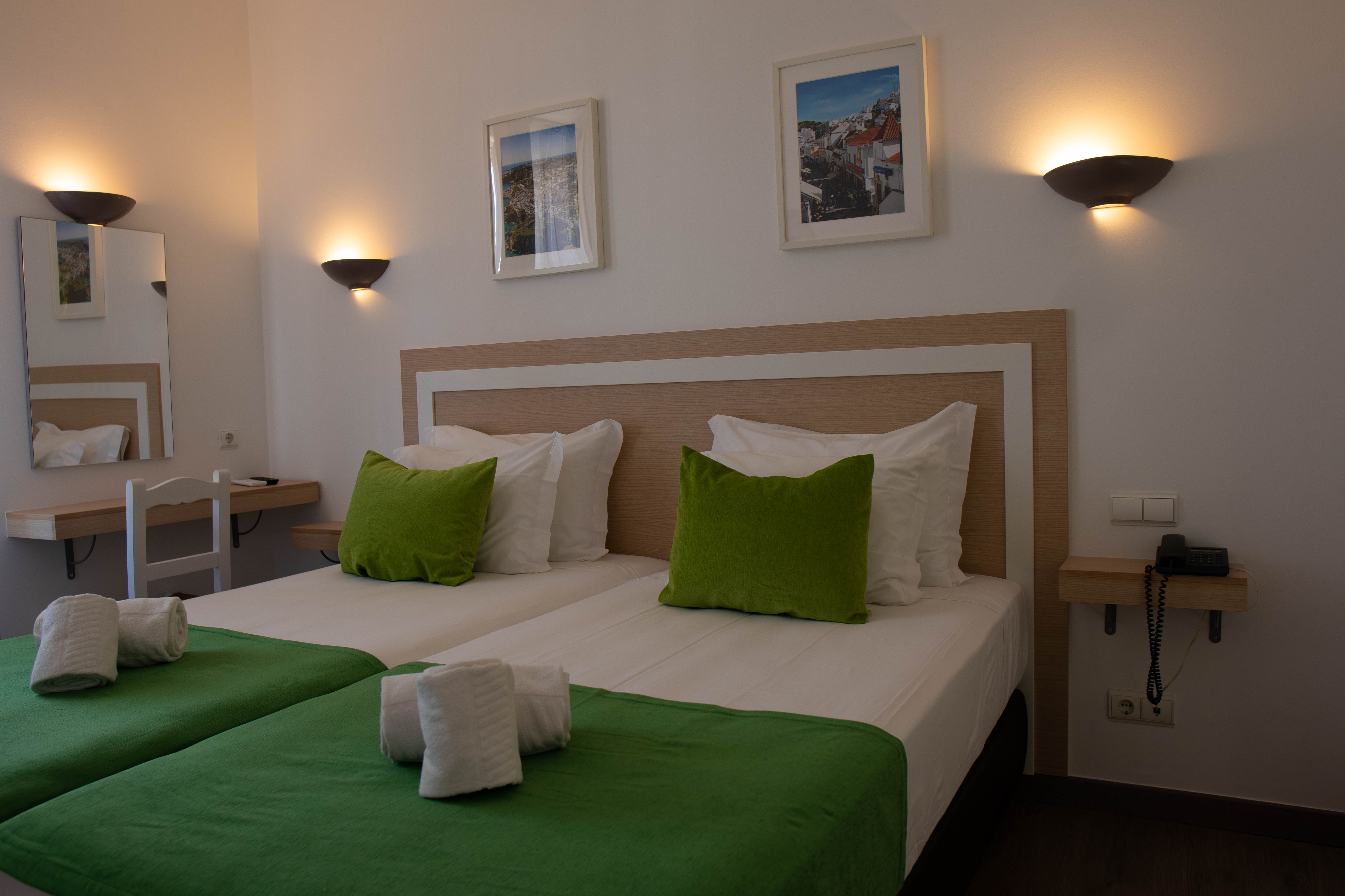 Albufeira Beach Hotel 11/32