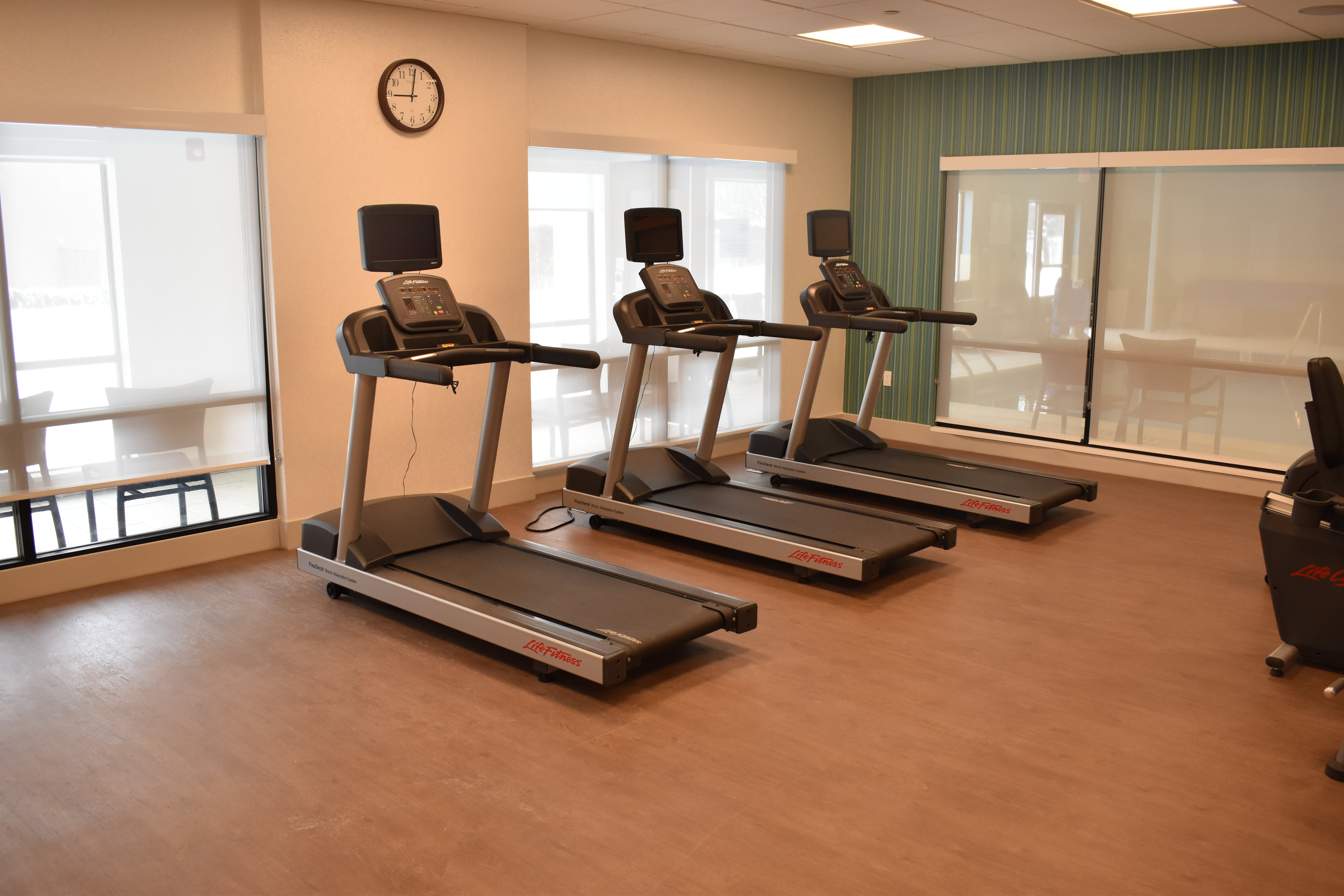Holiday Inn Express And Suites Boston South Randolph 21/33