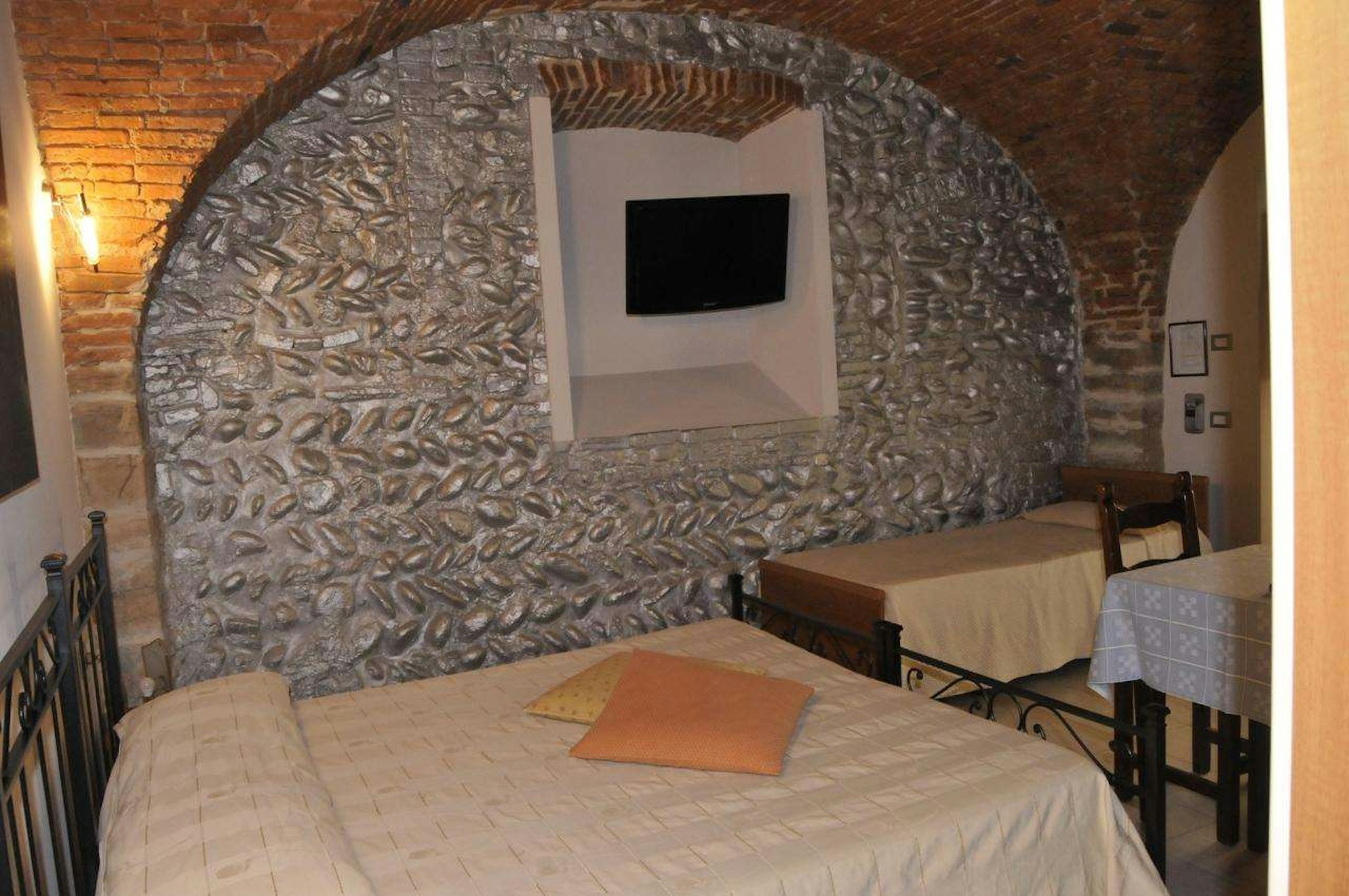 Antico Borgo 22/33