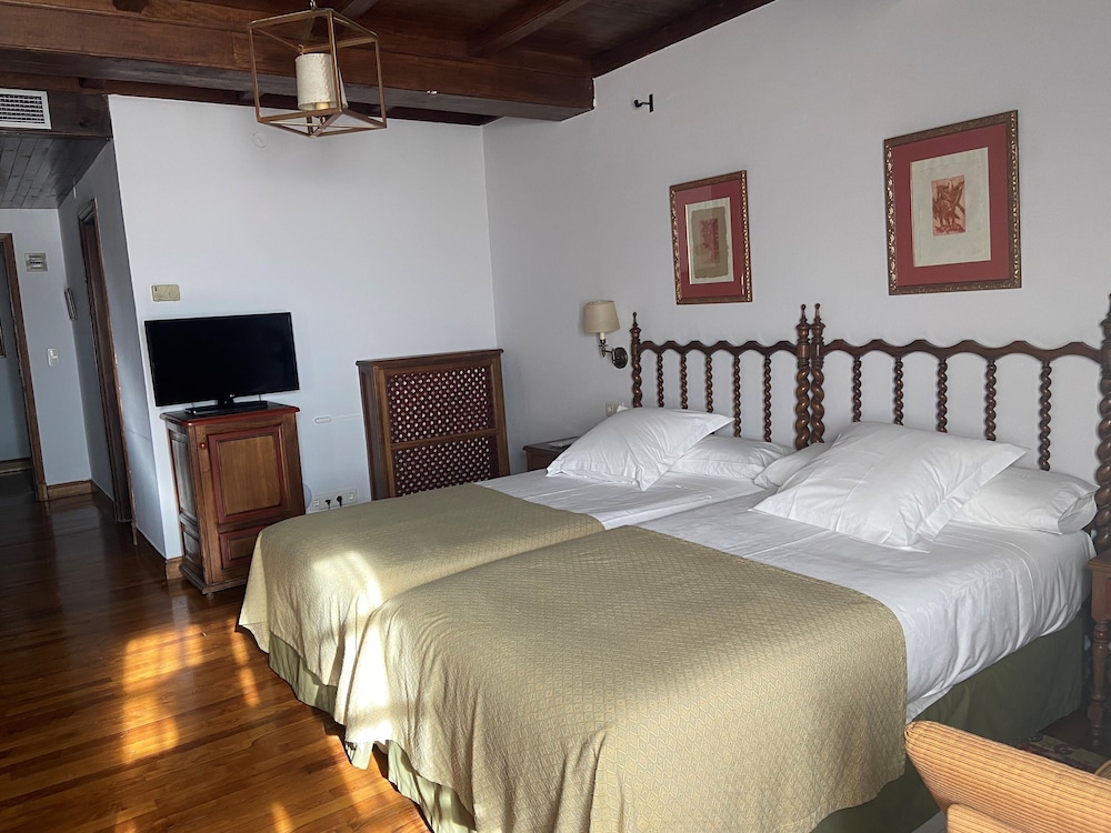 Parador de Verin 6/43