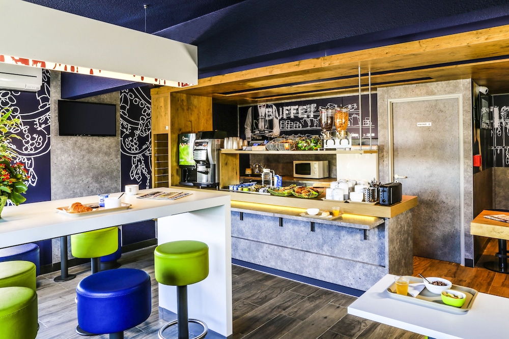 Ibis Budget Courbevoie Paris La Defense 1 59/72