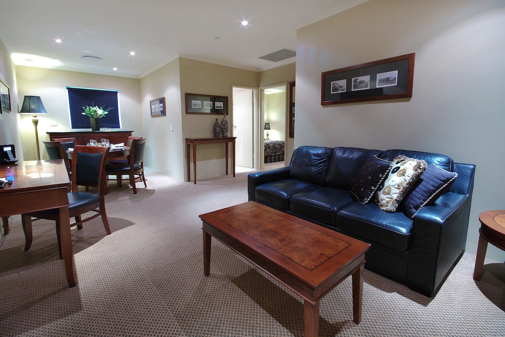 Rydges Armidale 25/50