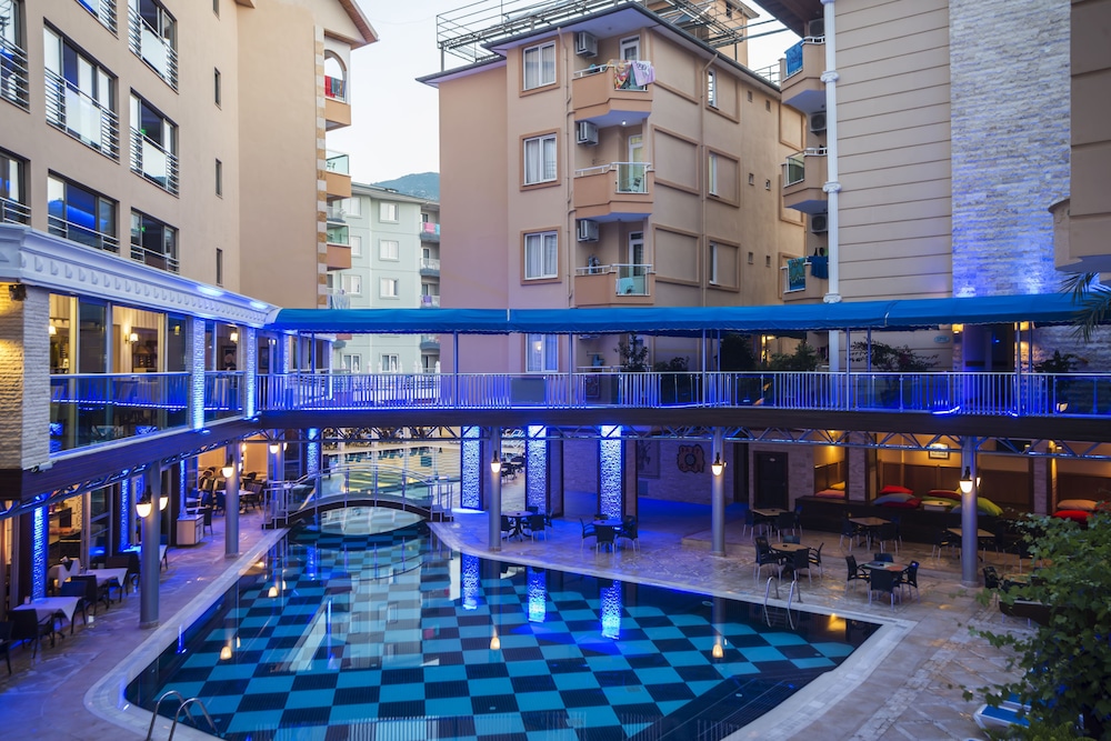 TAC PREMIER HOTEL SPA in ALANYA