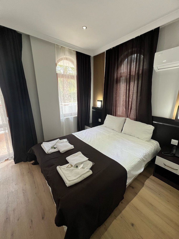 Kolibry Hotel 15/45