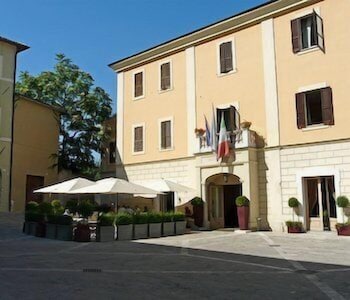 Hotel Clitunno 1/52