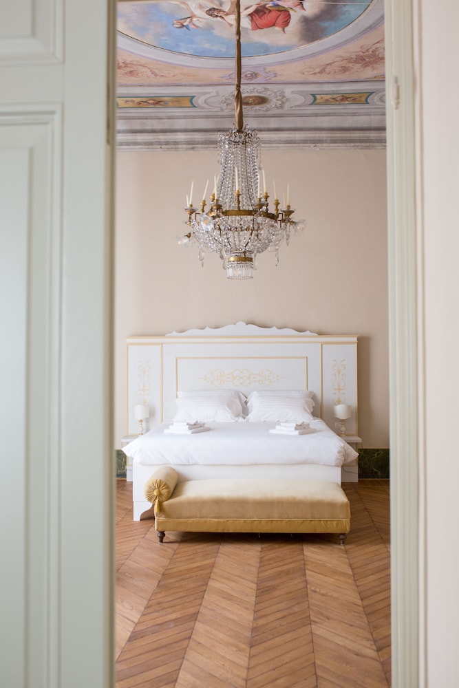 Palazzo D'oltrarno - Residenza D'epoca 8/38