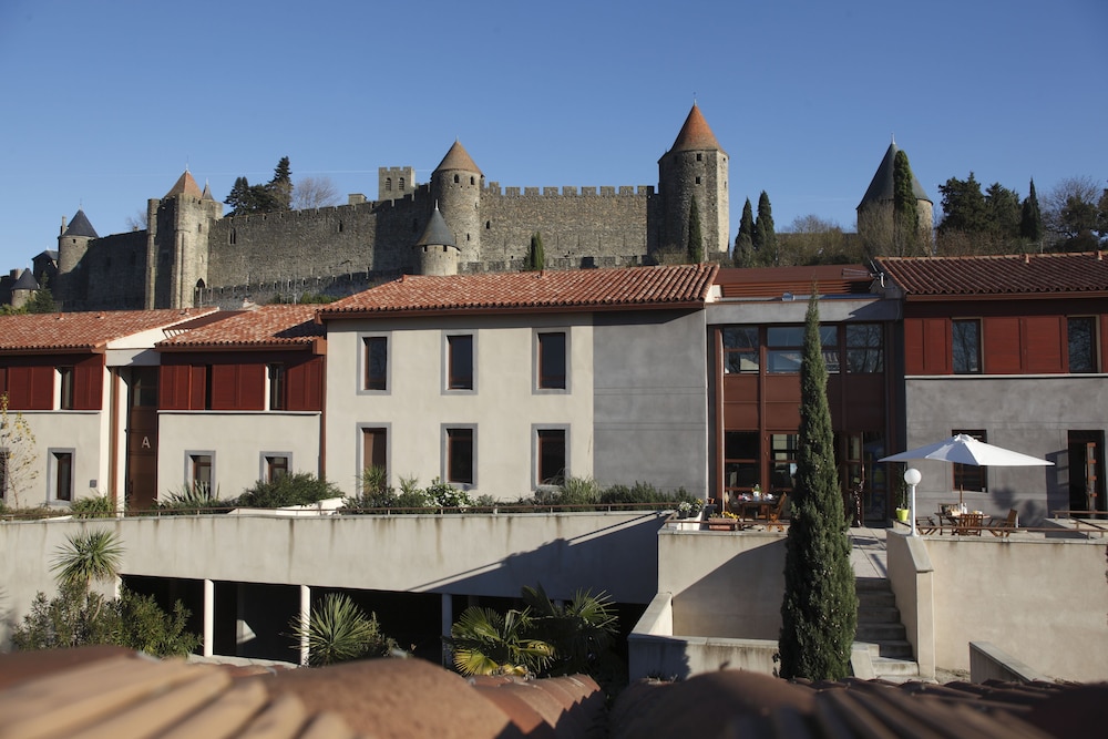 Adonis Carcassonne in CARCASSONNE