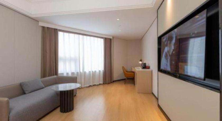 Vienna International Hotel Huangpu Develpoment Zone Branch 53/71