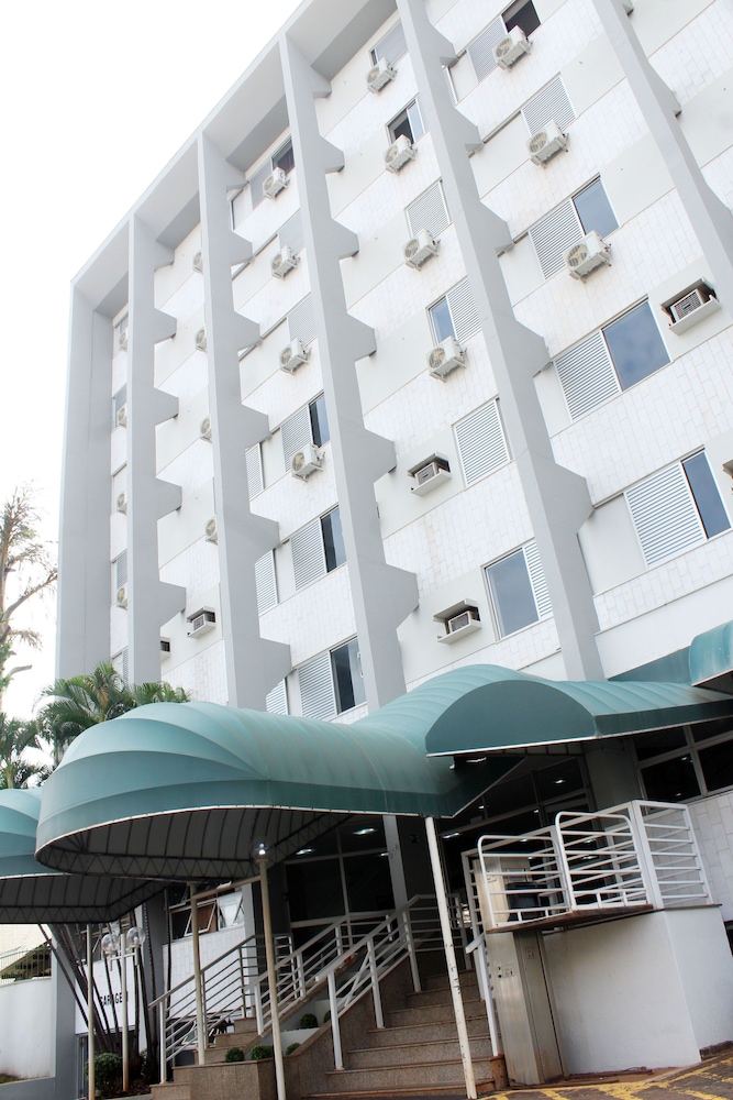 Days Inn by Wyndham Uberlandia 4/67